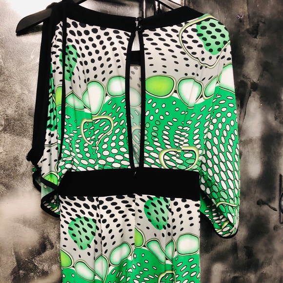 Gorgeous Top by CARTISE - Picture 3 of 8